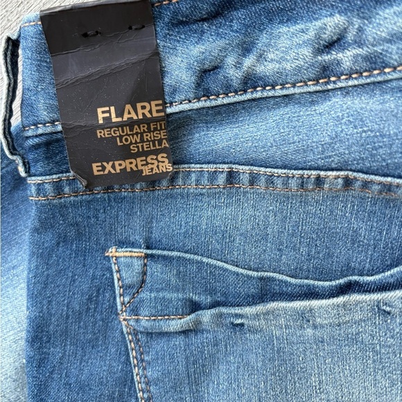 Express Flare Low Rise STELLA Jeans Size 4 NEW - Picture 3 of 5